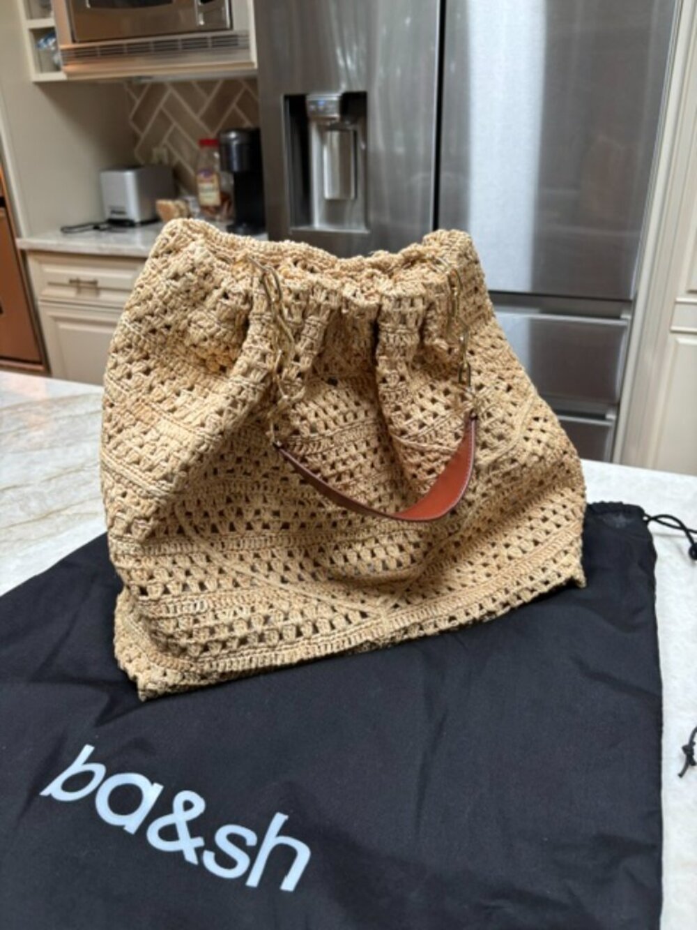 bash raffia June tote - Picture 4 of 5